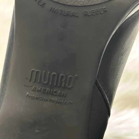Munro “Perfect Fit” Zip-down American Black Boots (8N) - Picture 3 of 8